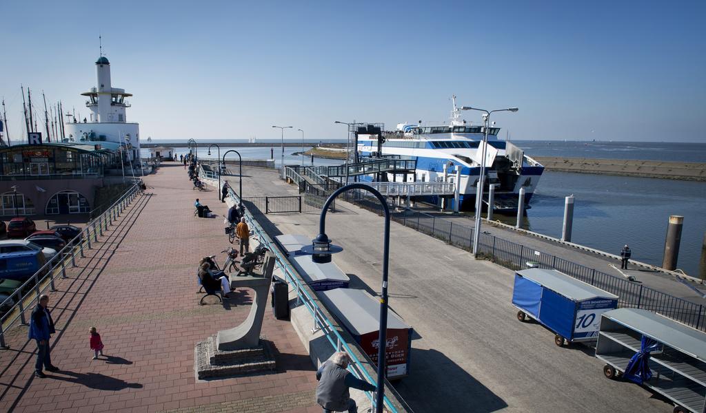 "De Bank" - Hotel Apartments Harlingen Eksteriør bilde